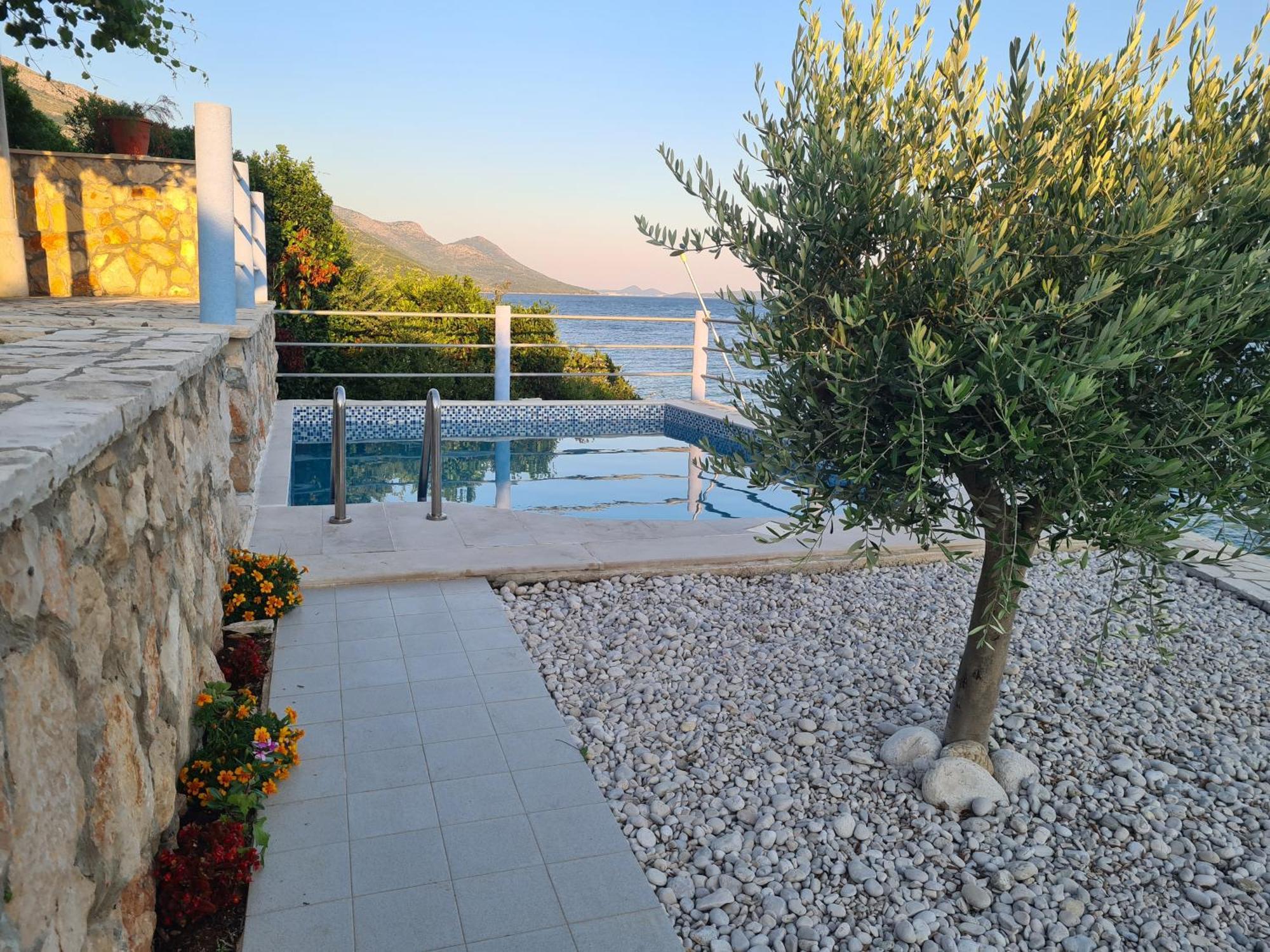 Villa Sea Oasis Ratac スラノ エクステリア 写真